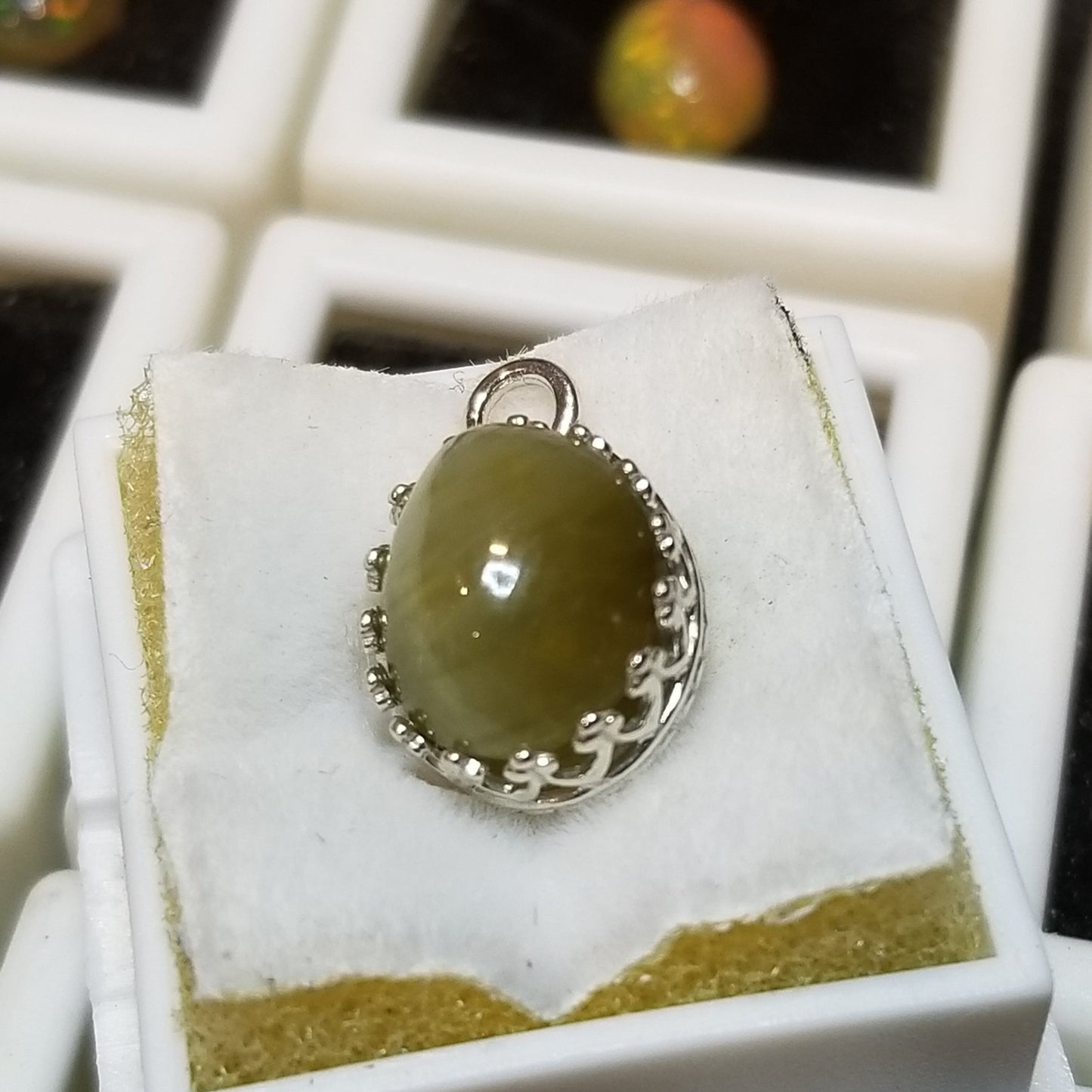 Cat's Eye Silver Pendant 6.5 carat Simply CBD LLC