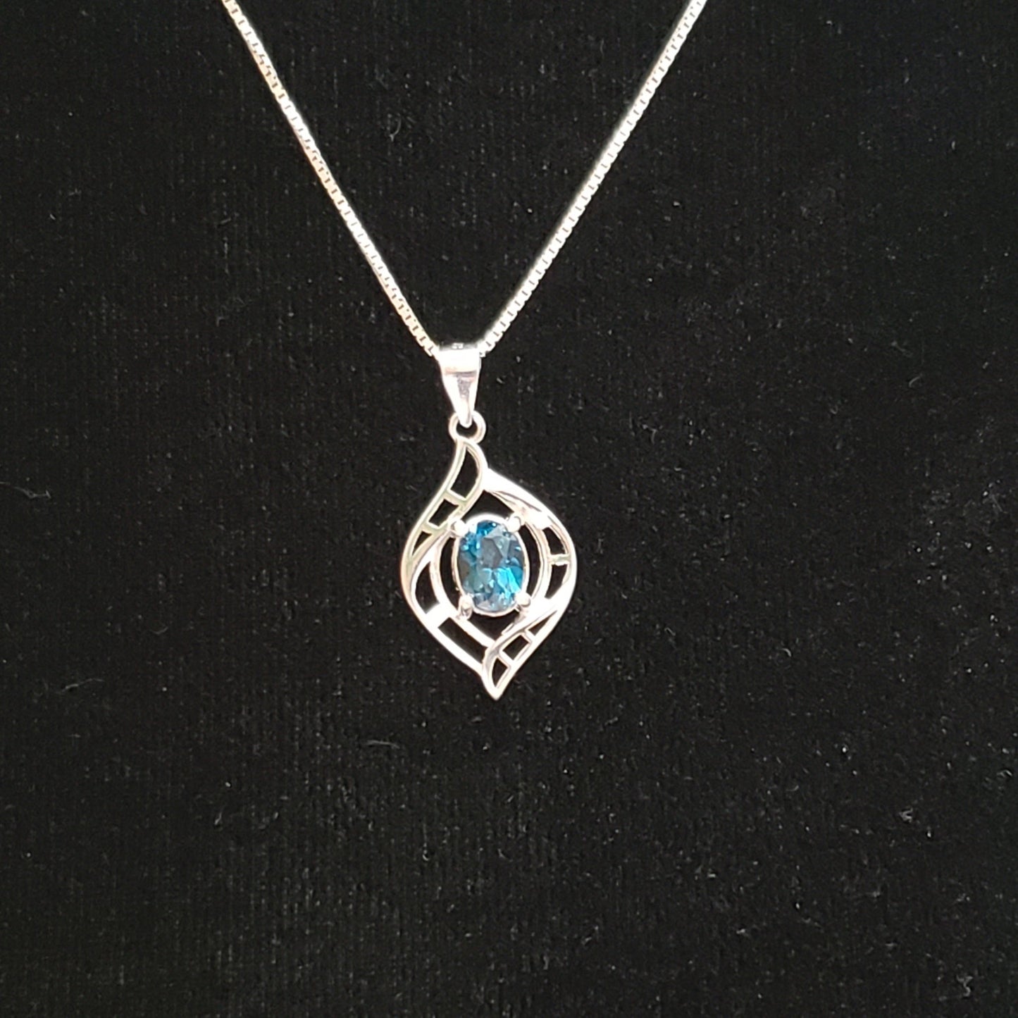 Faceted 8.5 carat Blue Topaz Silver Pendant Simply CBD LLC