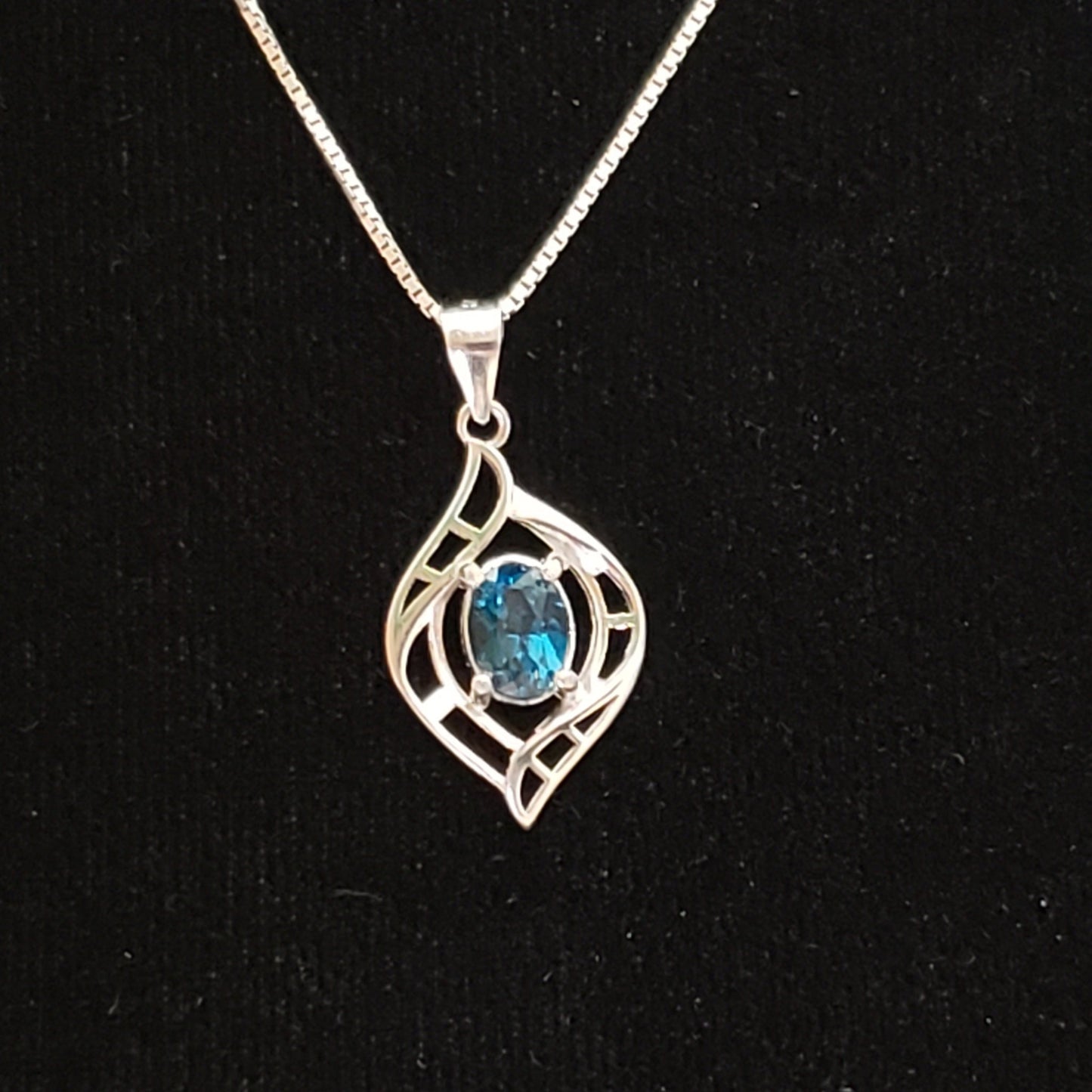 Faceted 8.5 carat Blue Topaz Silver Pendant Simply CBD LLC
