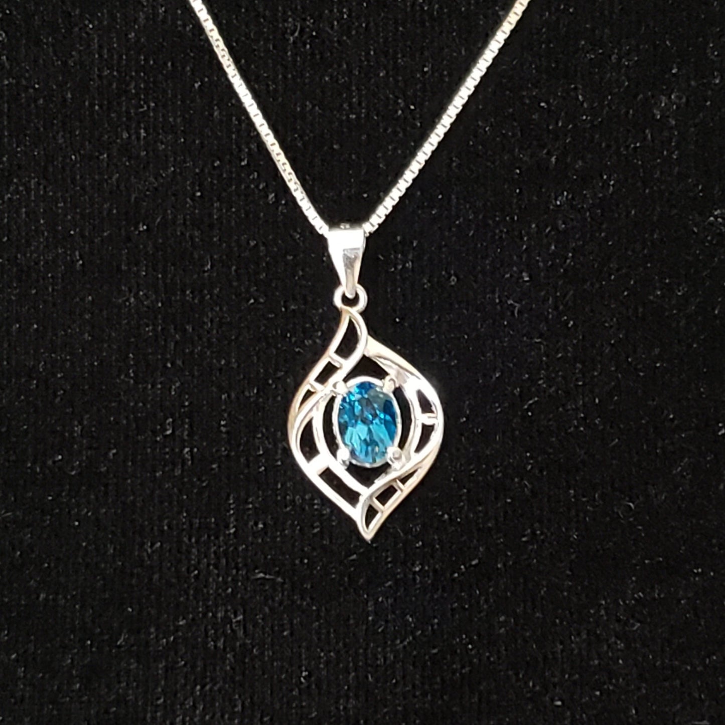 Faceted 8.5 carat Blue Topaz Silver Pendant Simply CBD LLC