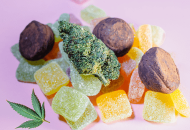 Full-Spectrum vs Broad-Spectrum vs CBD Isolate: What’s the Difference?