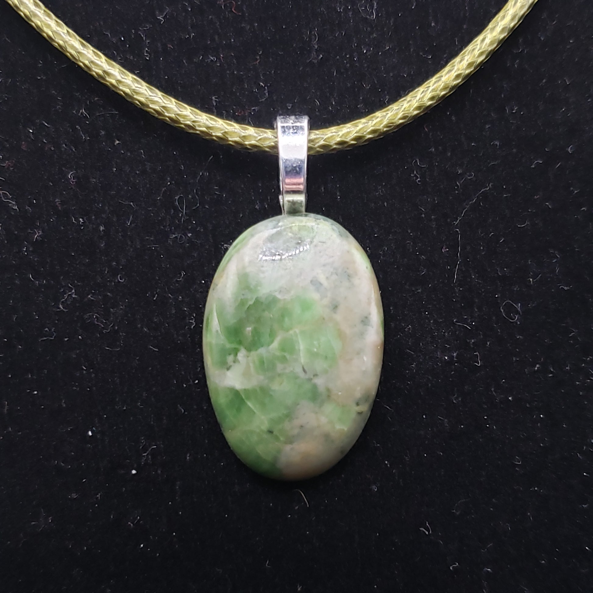Green Serpentine 1" Oval Stone Pendant Necklace 18" green cord Jewelry (CJ00038) Simply CBD LLC