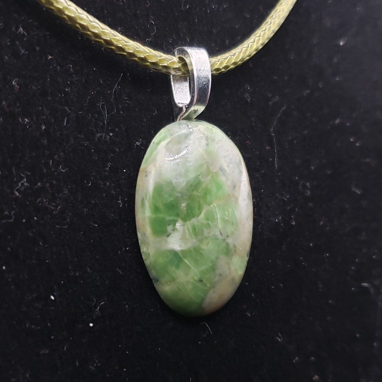 Green Serpentine 1" Oval Stone Pendant Necklace 18" green cord Jewelry (CJ00038) Simply CBD LLC