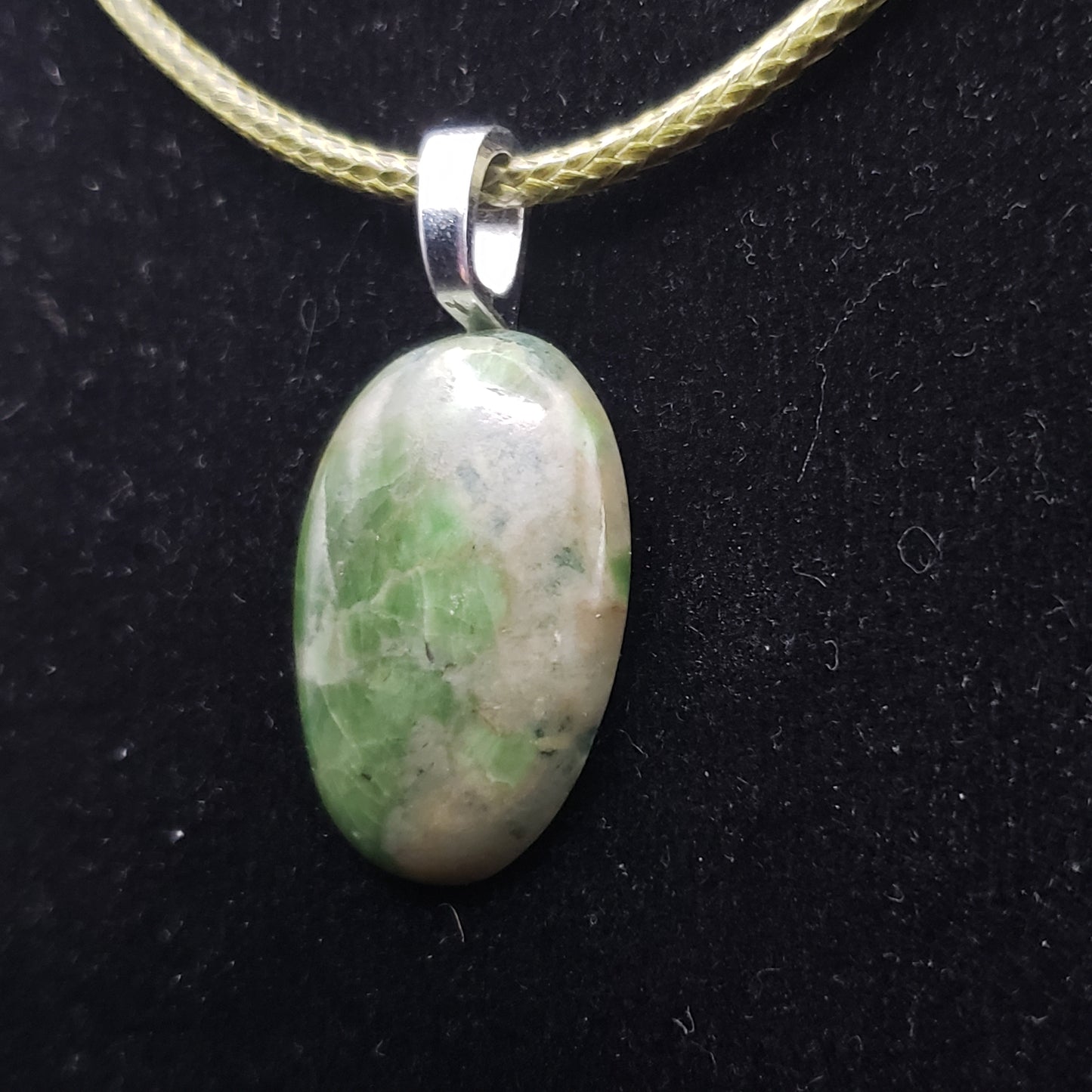 Green Serpentine 1" Oval Stone Pendant Necklace 18" green cord Jewelry (CJ00038) Simply CBD LLC