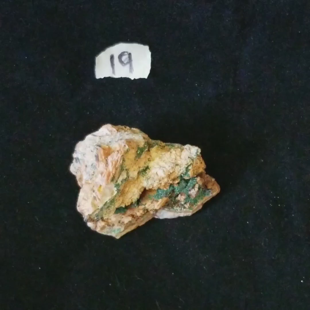 Malachite Azurite Chrysocolla Isolated Raw Natural Stone MAC19 vid