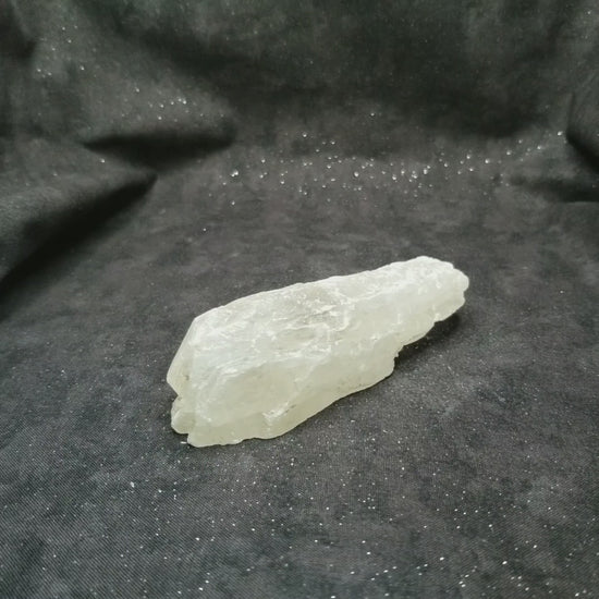 Golden Phantom Selenite Raw Natural Crystal Stone vid