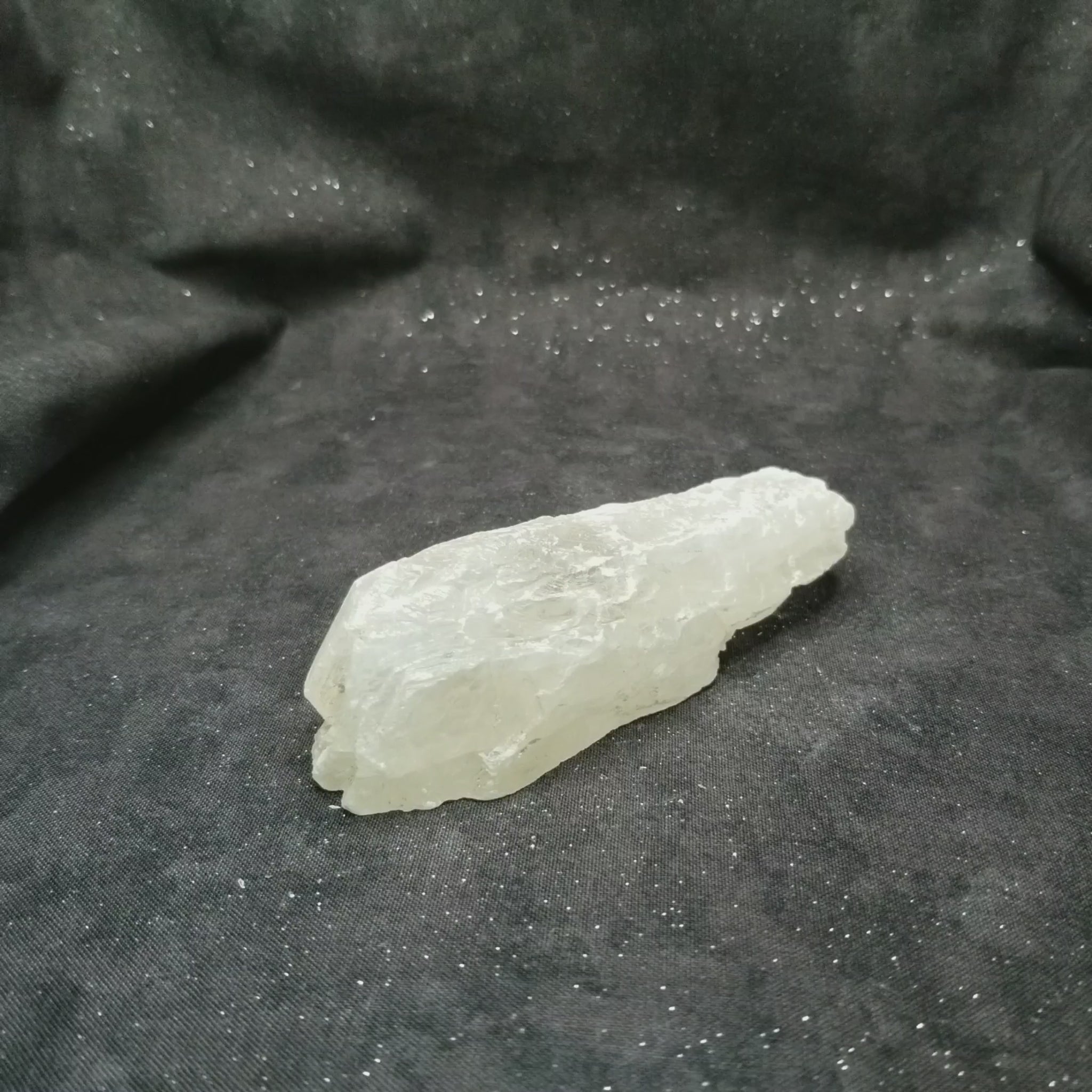 Golden Phantom Selenite Raw Natural Crystal Stone vid