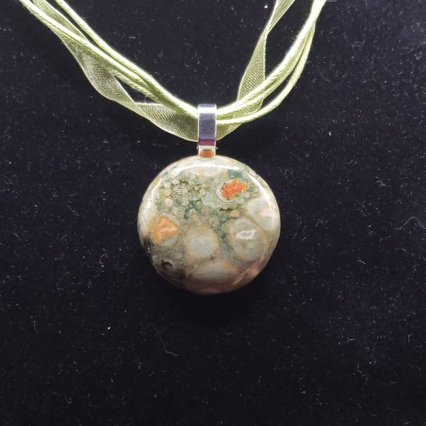 Breciated Jasper Pendant CJ00047 vid