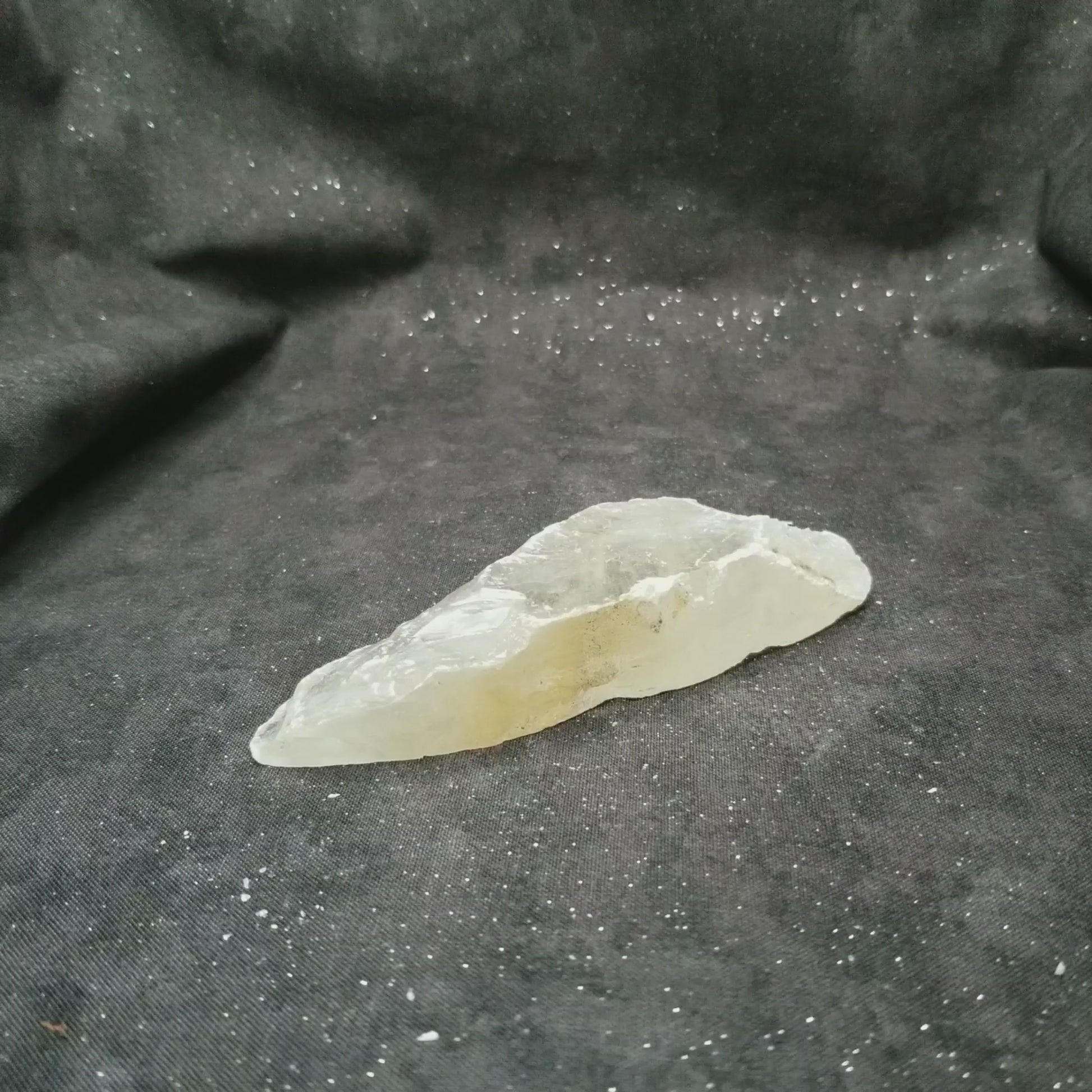 Golden Phantom Selenite Rare Raw Natural Crystal Stone vid