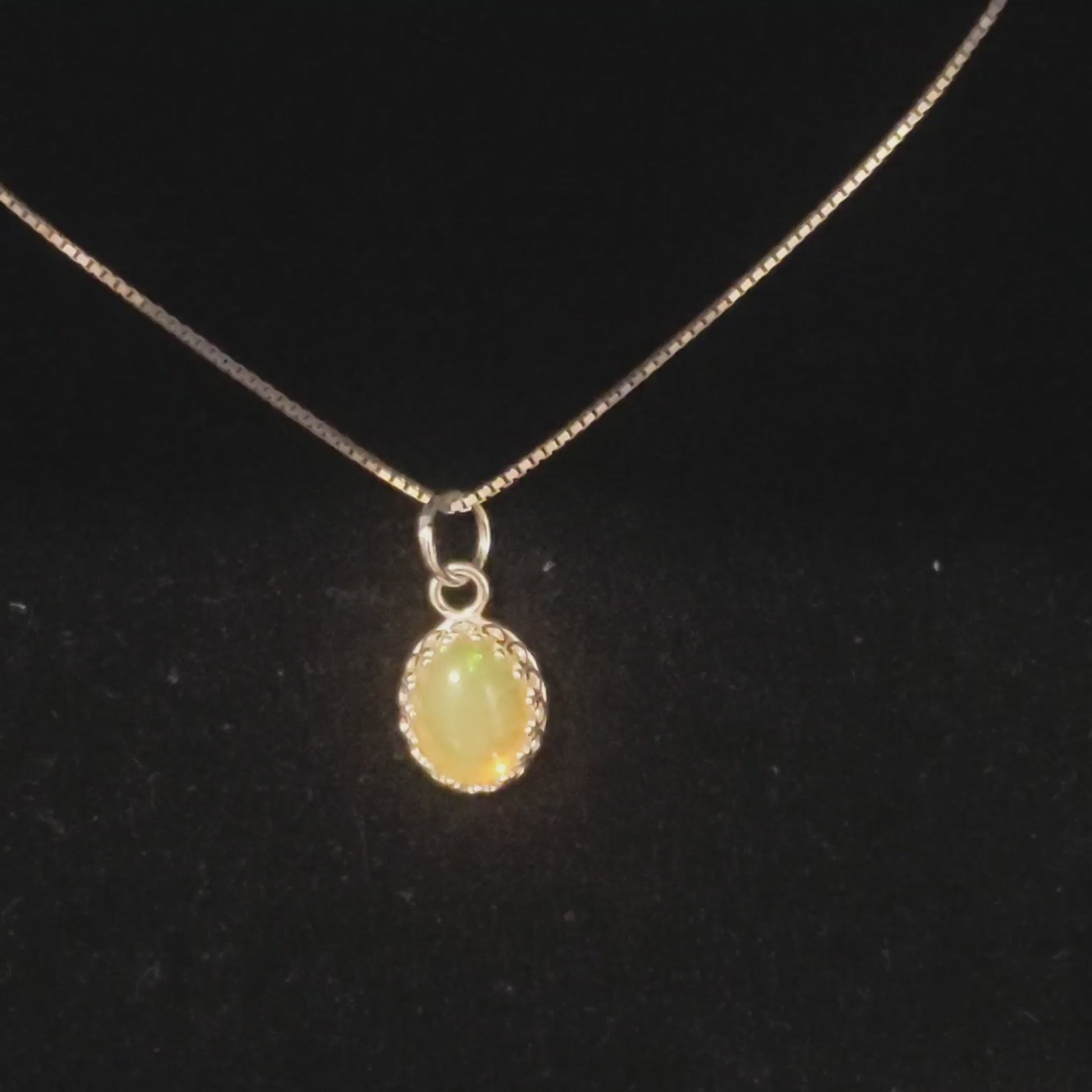 85-17-1 Ethiopian Yellow Opal 4.5ct Pendant Semi Precious Gemstone Silver Pendant vid2