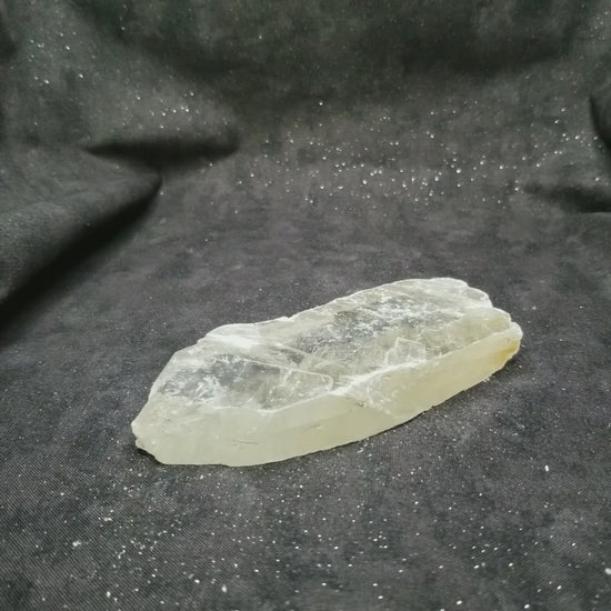 Golden Phantom Selenite Rare Raw Natural Crystal Stone vid