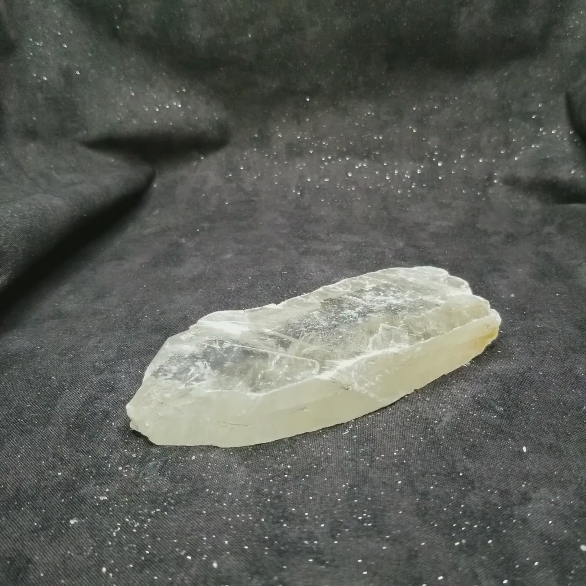 Golden Phantom Selenite Rare Raw Natural Crystal Stone vid